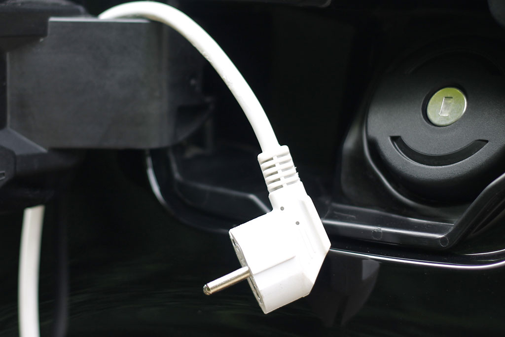 Prise Pour Recharger Sa Voiture électrique Peut-on recharger sa voiture sur une simple prise électrique